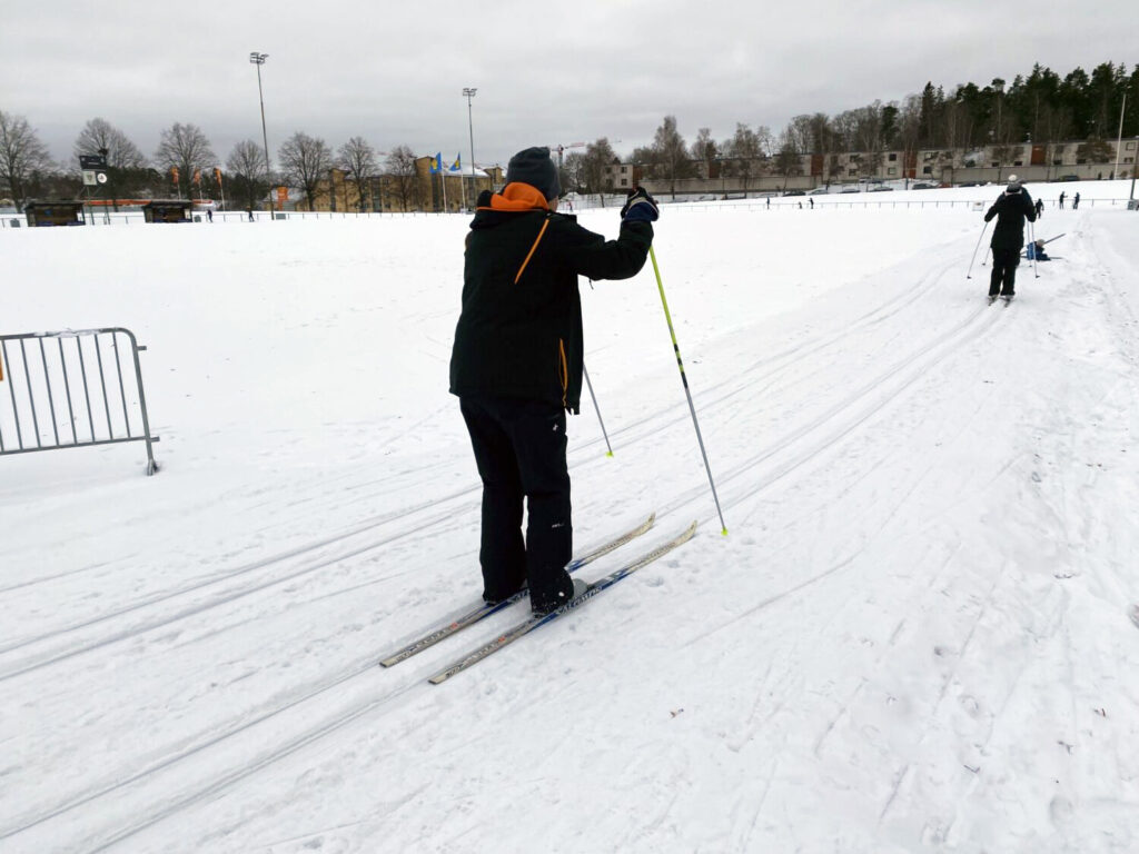 skidåkare på spånga ip